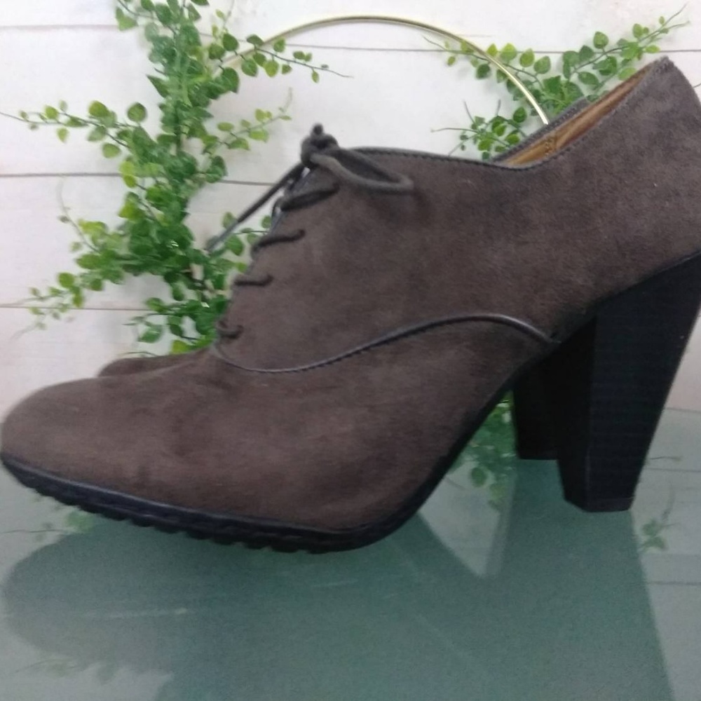 Sole SenseAbility Brown Suede Leather 4" Heel Boot